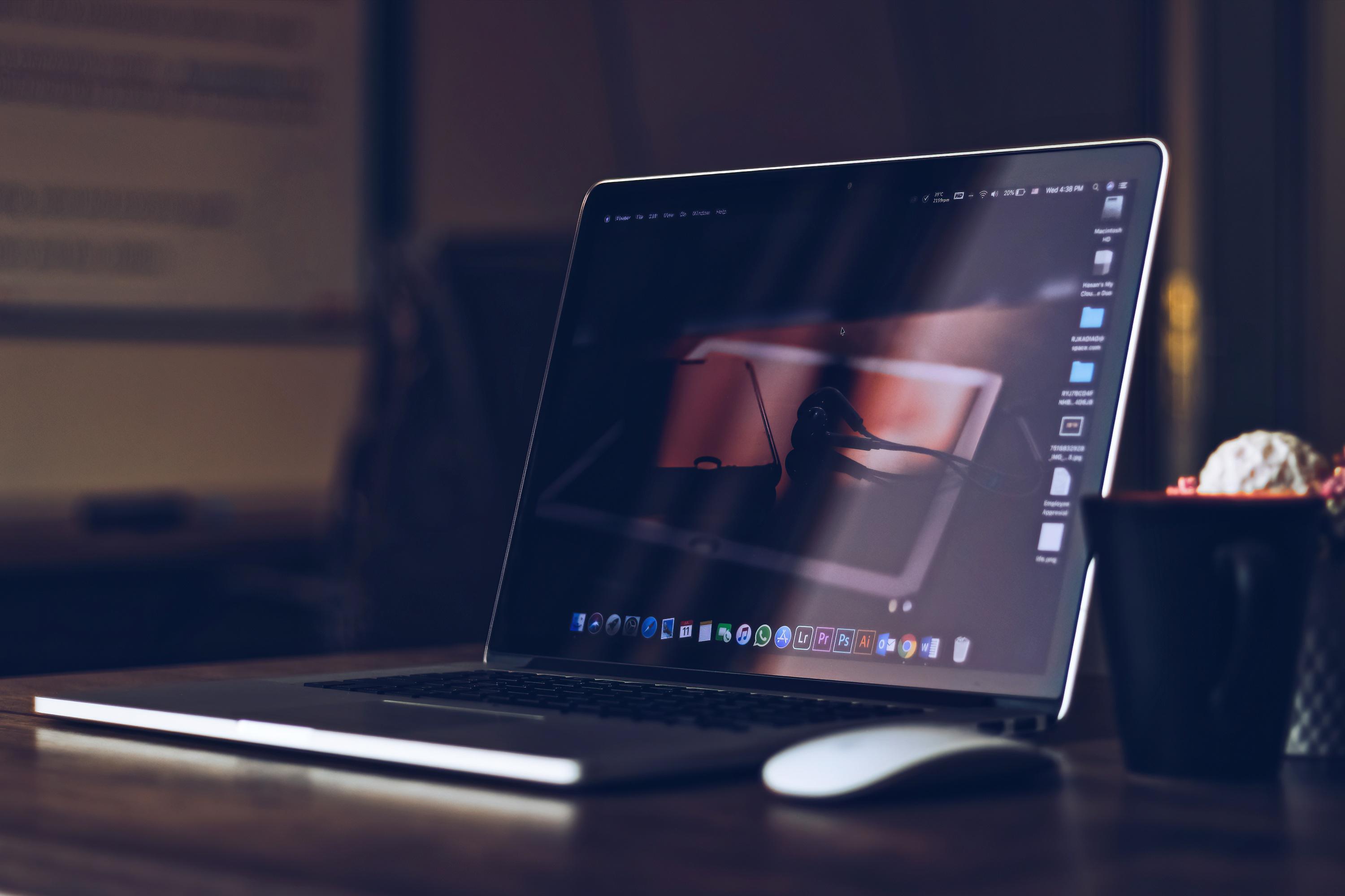Web sitesi Google ve Meta yönetimi görseli